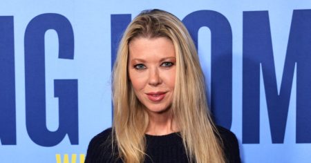 تارا ريد تدّعي تعرّضها للتخدير في حانة فندق بشيكاغو ودخول المستشفى.