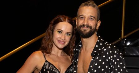 محترف (DWTS) مارك بالاس لديه مفهوم وموسيقى فريستايل لـ ويتني ليفيت قيد التحضير.