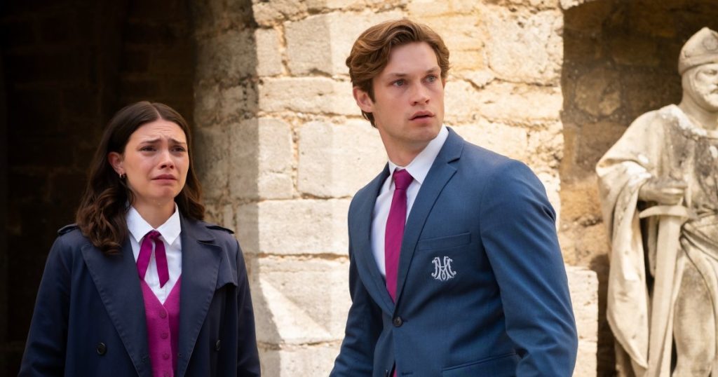 كيف – ومع من – خدع جيمس ماكستون هول روبي في العرض الأول للموسم الثاني الصادم؟