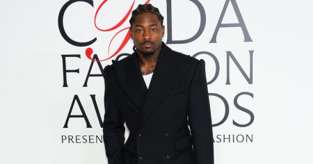 كم عدد الأطفال الذين يمتلكهم ستيفون ديجز؟ يتضمن دليل عائلة NFL Star طفليه وأمهاتهم