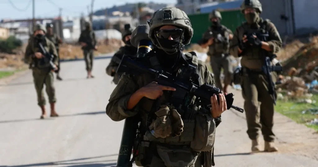 إسرائيل تواصل تصعيدها العسكري في الضفة بالتزامن مع هجمات المستوطنين