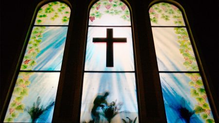 أوقفت الصين رسميًا 18 قائدًا لكنيسة (Zion Church) السرية.