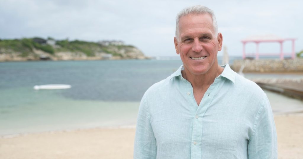 يعترف Golden Bachelor Mel Owens بأنه “متردد” بين النهائي الثاني خلال Fantasy Suite: Recap