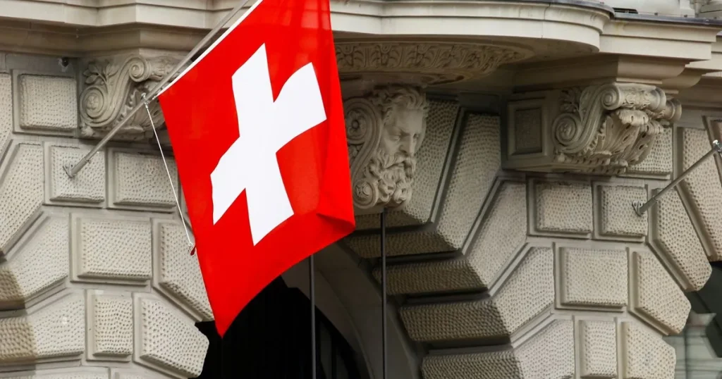 سويسرا: تخفيض الرسوم الجمركية الأميركية على صادراتنا إلى 15%