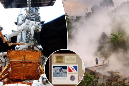 تكشف الرسائل حقيقة السفر إلى الفضاء أو القطب الشمالي