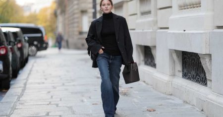 تريس شيك! 15 بلوزات ذات مظهر باريسي ترتقي دون أن تكلف الكثير – أقل من 35 دولارًا