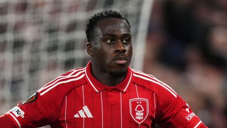 “: نوتنغهام فورست 3-0 مالمو: كاليمويندو يسجل أول هدف له مع الفريق في استمرار التعافي تحت قيادة شون دايش.