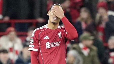 ليفربول: قضايا رئيسية لفريق أرنه سلوت بعد الخسارة التاسعة في 12 مباراة أمام بي إس في آيندهوفن.