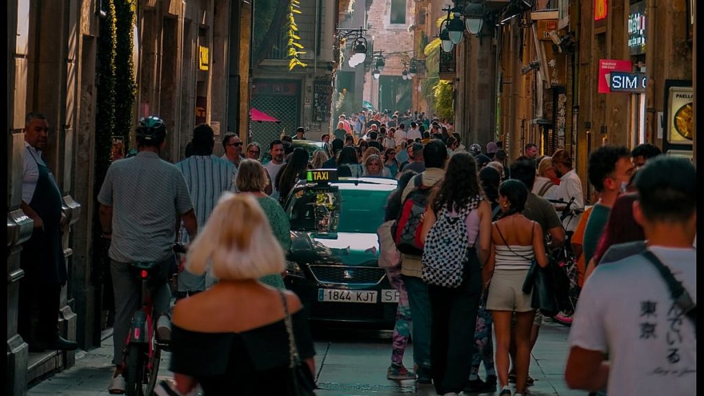 إسبانيا تغرّم “إير بي إن بي” 65 مليون يورو بسبب تأجيرات غير قانونية.