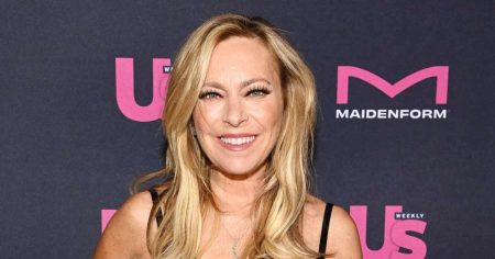 سوتون ستراك تُعلّق على مزاعم ببرود (RHOBH) زميلاتها في برافوكون 2025.