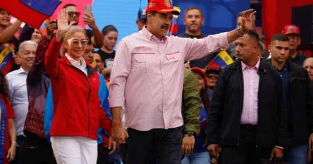 فنزويلا توافق على استئناف رحلات إعادة المهاجرين من أميركا