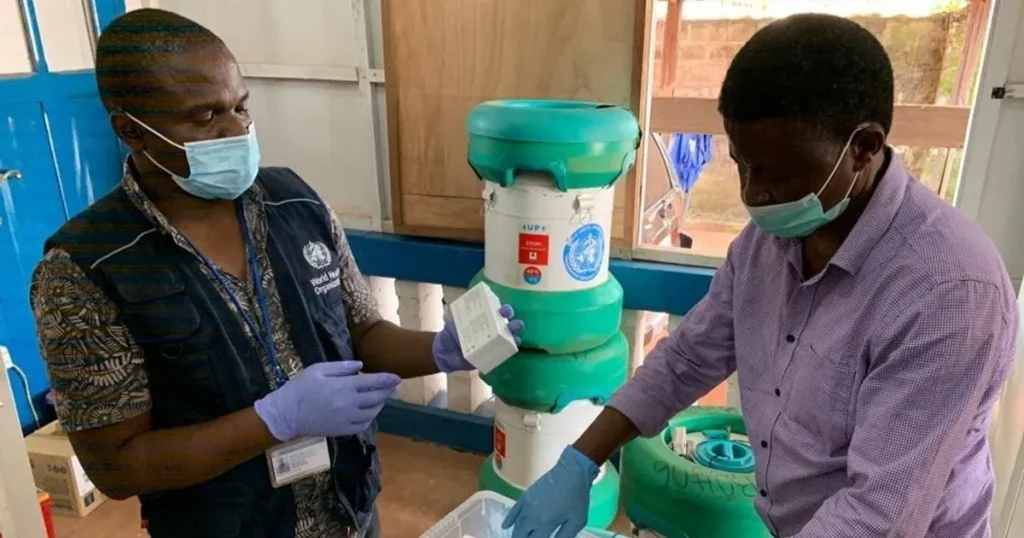 مسؤولو الصحة في الكونغو يعلنون انتهاء موجة تفشي لفيروس إيبولا