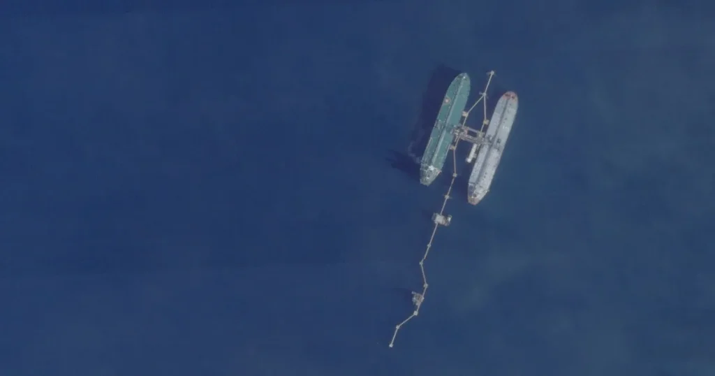 وثيقة: واشنطن استولت على ناقلة نفط قرب فنزويلا بأمر قضائي