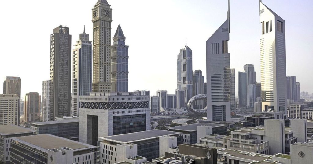 “دبي المالي” يحتضن أكثر من 100 صندوق تحوط مع صعود الإمارة كمركز عالمي