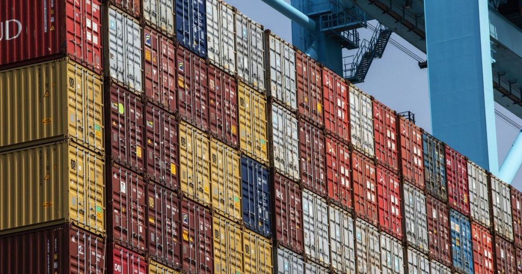 الخريف: الصادرات السعودية إلى سوريا تتضاعف في 9 أشهر إلى 1.2 مليار ريال