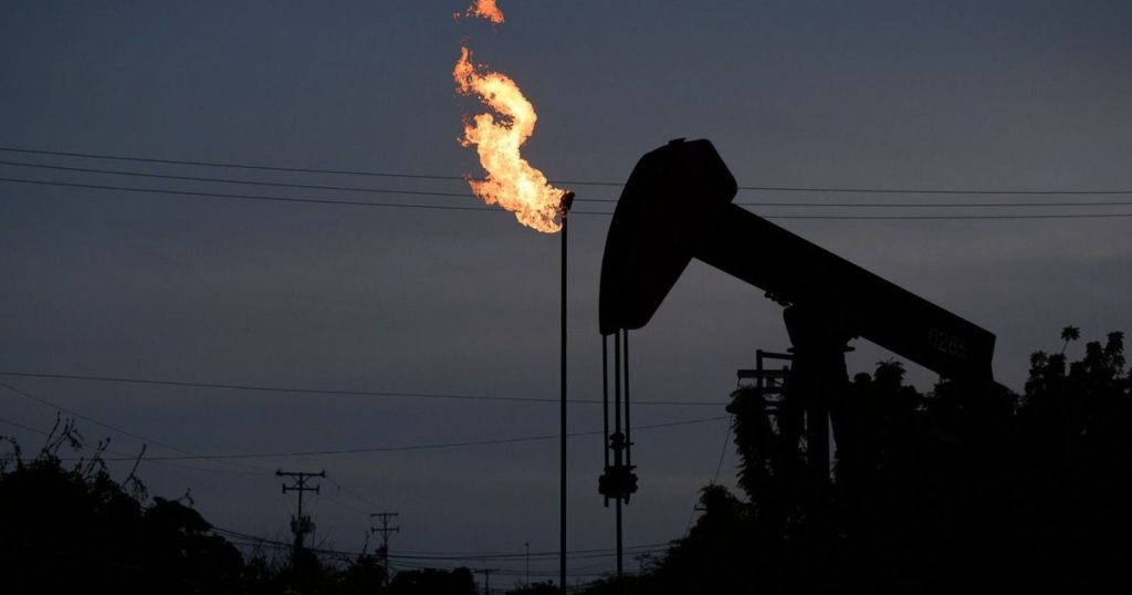 مصادرة أميركا لناقلة نفط ينذر بتفاقم الأزمة الاقتصادية في فنزويلا