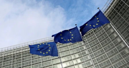 تقرير: أوروبا توافق على مقترح يمهد استخدام أصول روسيا لإقراض أوكرانيا