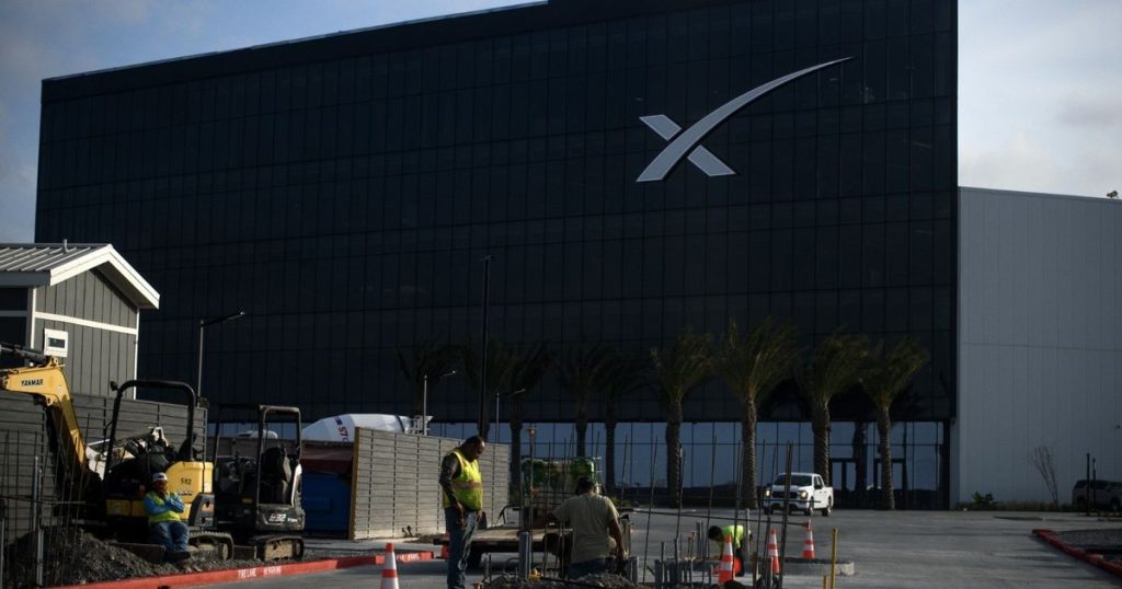 “سبيس إكس” ترفع تقييمها إلى 800 مليار دولار وتؤكد طرحها في 2026