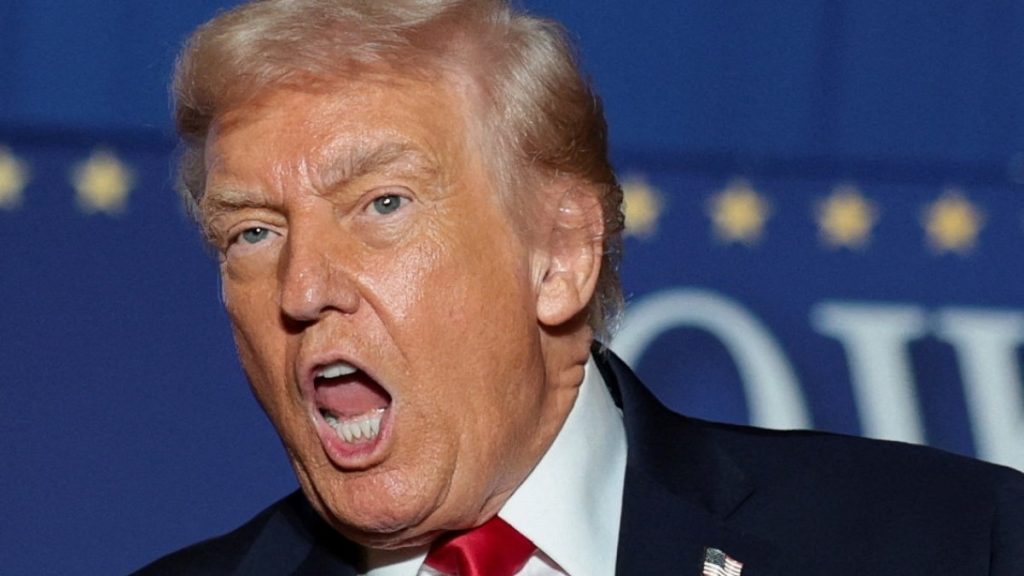 تحقق من الحقائق حول خطاب ترامب في بنسلفانيا ومقابلته مع “بوليتيكو”.