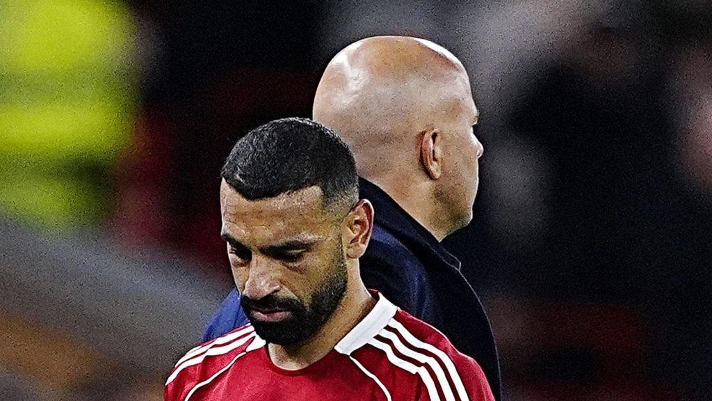 محمد صلاح: يصف جيمي كاراجر مهاجم ليفربول بأنه “عار” ردّاً على مقابلة مثيرة للجدل.