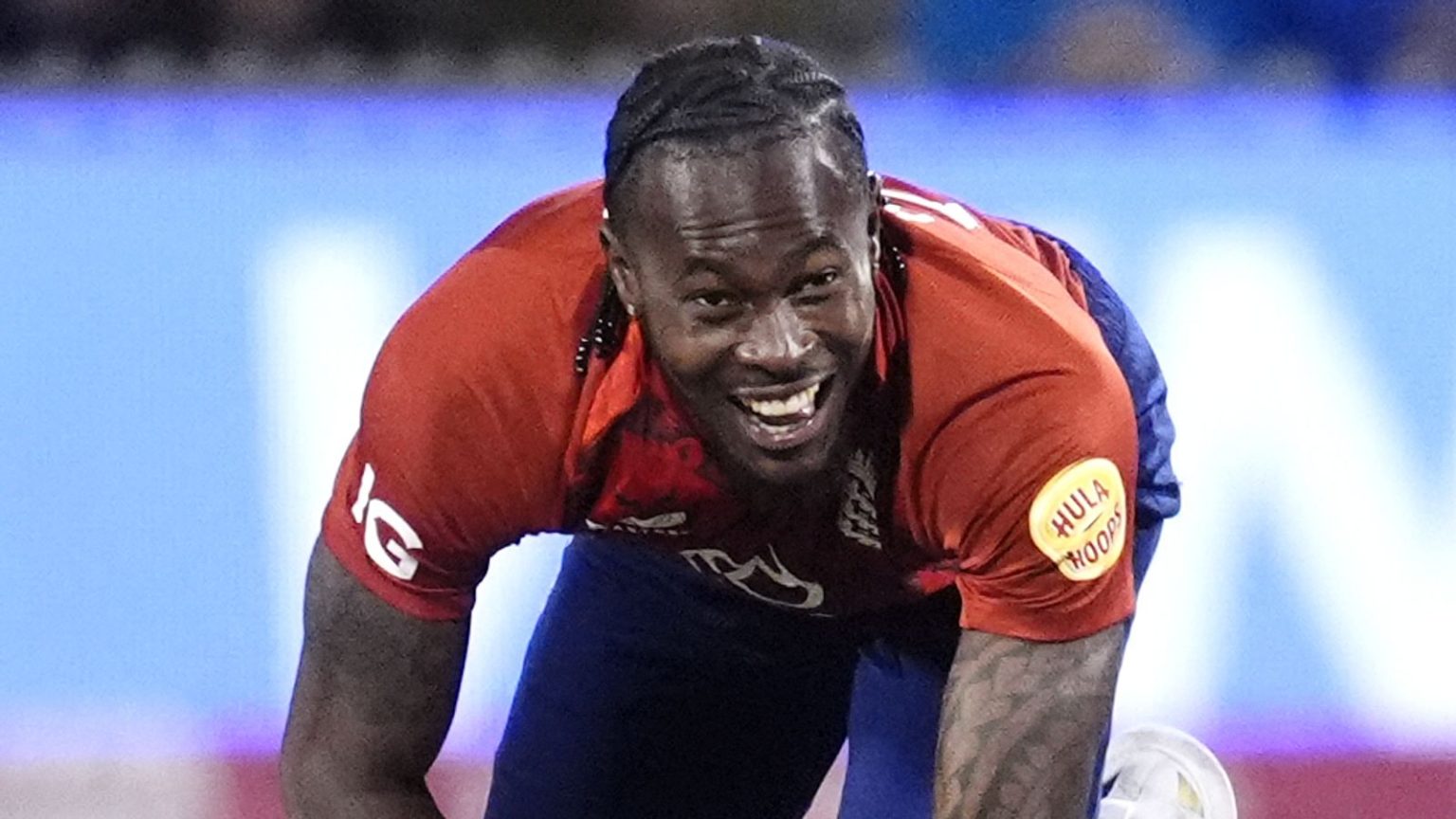 أعلن منتخب إنجلترا عن تشكيلته المؤقتة لـ (كأس العالم للعبة T20) 2026، مع تواجد جوفرا آرتشر وجوش تونج، واستبعاد جيمي سميث وبريدون كارسي.