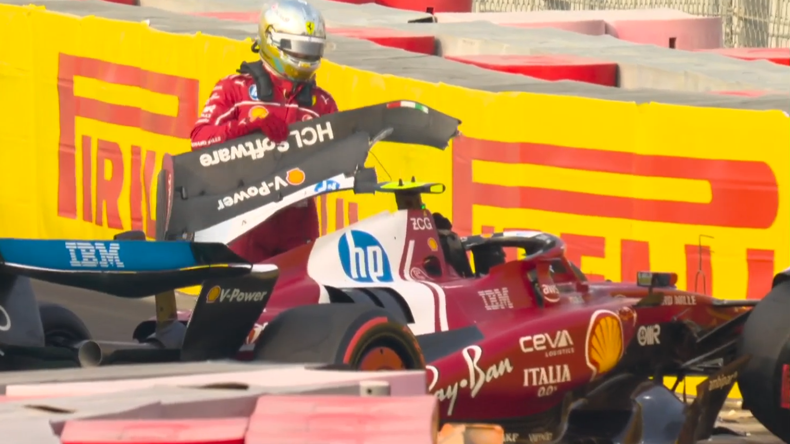 أبو ظبي: جورج راسل يتفوق على نوريس وفيرستابن بينما يحطم هاميلتون سيارته في التدريبات الأخيرة.