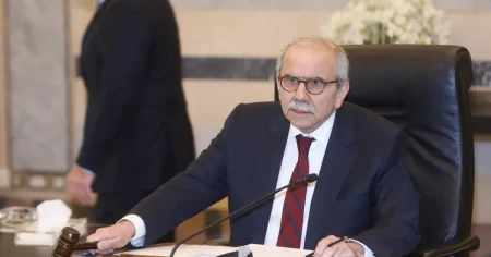 رئيس الوزراء اللبناني: المحادثات الاقتصادية ستكون جزءاً من أي عملية تطبيع مع إسرائيل