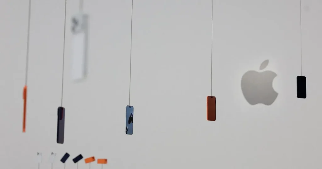 أبل “المتأخرة” تستقطب مسؤولاً سابقاً بمايكروسوفت للذكاء الاصطناعي