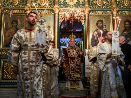 لماذا يحتفل 250 مليون مسيحي بعيد الميلاد (Christmas) في 7 يناير؟