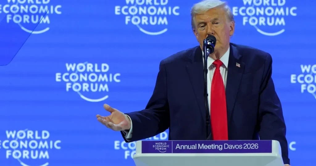 ترمب يهاجم الجميع: لا ينبغي أن استخدم القوة للاستحواذ على جرينلاند