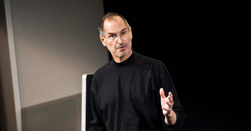 عناصر ستيڤ جوبز المبكرة في آبل ستُعرض في مزاد علني مع ربطات عنقه.