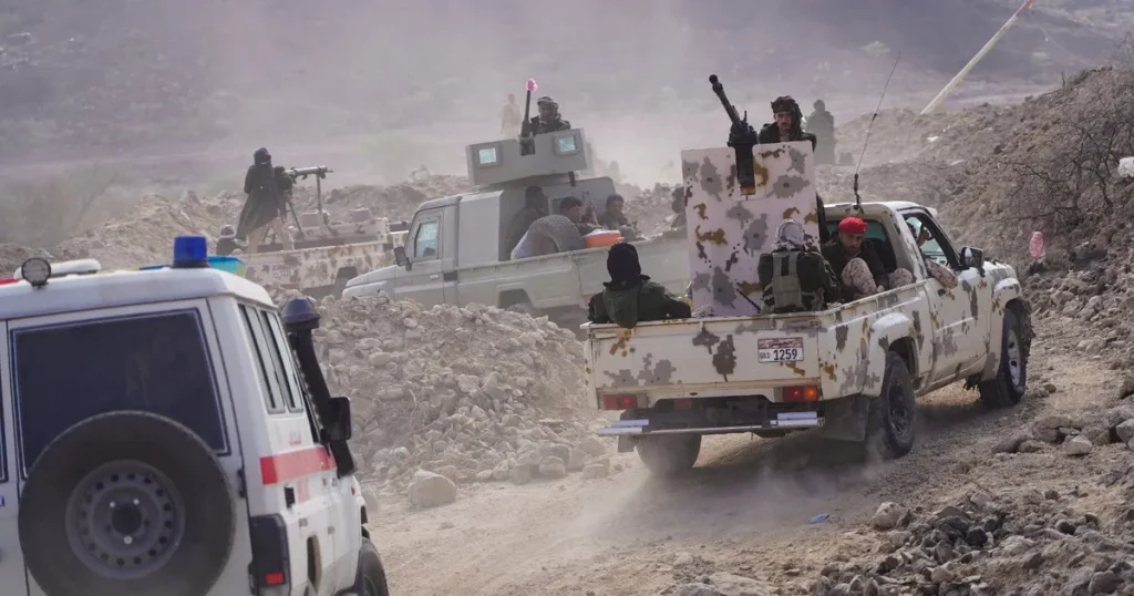 “التحالف”: عيدروس الزبيدي هرب إلى مكان غير معلوم وخطط لإضطرابات في عدن