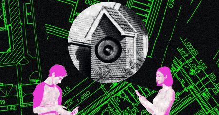 هيئة تابعة لوزارة الأمن الداخلي الأمريكية تراقب هواتف المنطقة (ICE).