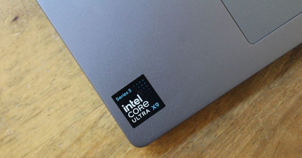 شريحة “بانثر ليك” من إنتل تتفوق على شريحة “إم 5” من آبل.