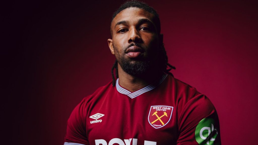 وستهام يتعاقد مع أداما تراوري بشكل دائم من فولهام للانضمام إلى نونو إسبيريتو سانتو.