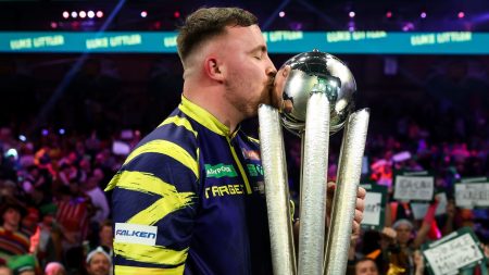 فان جيرفن يحتفظ بلقبه في بطولة (Darts Championship) 2026 بفوزه على فان فين.