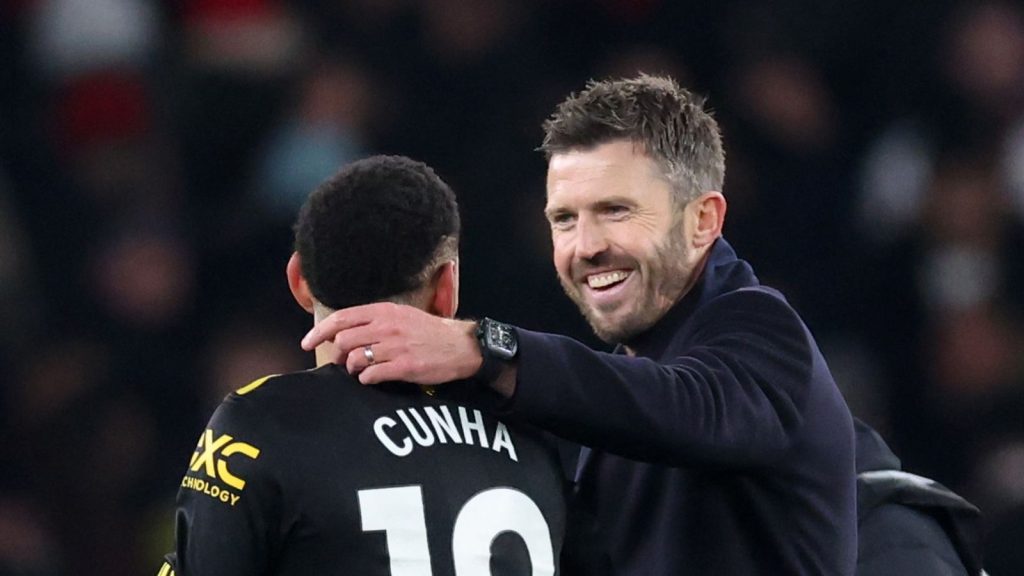 روي كين يرى عودة “السوَاغر” إلى مانشستر يونايتد، ويرغب في مدرب “أكبر وأفضل” من مايكل كاريك.