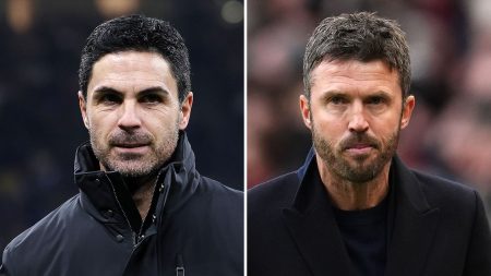 مايكل كاريك يحث مانشستر يونايتد على إثبات مستواه أمام أرسنال، بينما يحذر ميكيل أرتيتا من الهجمات المرتدة (counter attacks).