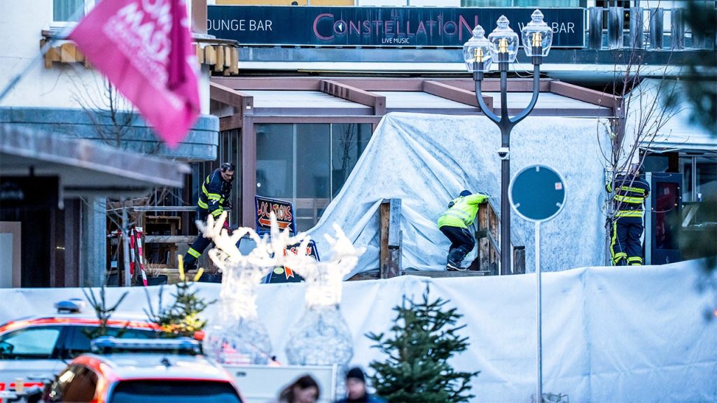 حريق مدمر يودي بحياة عدة أشخاص في حانة بجبال الألب السويسرية ليلة رأس السنة.