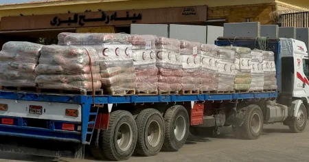 قيود إسرائيلية جديدة تؤجل إعادة فتح معبر رفح