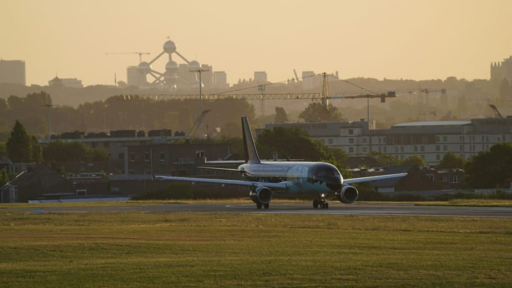 إضرابات في بلجيكا توقف الرحلات الجوية من مطار بروكسل في 12 مارس.