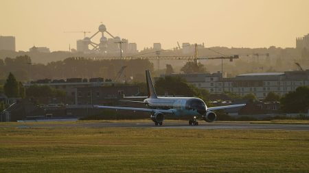 إضرابات في بلجيكا توقف الرحلات الجوية من مطار بروكسل في 12 مارس.