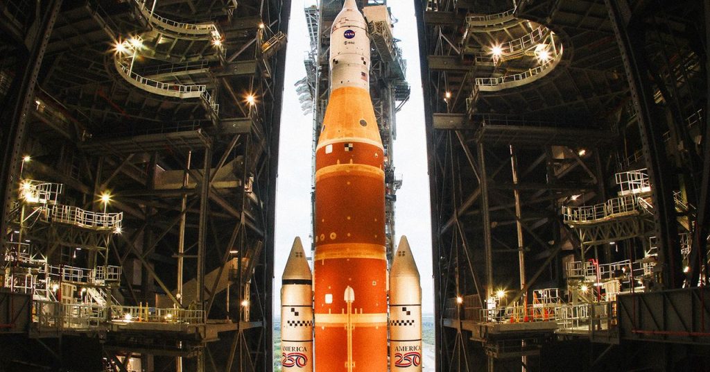 وكالة ناسا تُجري تعديلات كبيرة لتسريع برنامج أرتميس.