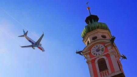 غرائب المناطق الزمنية حول العالم قد لا يعرفها المسافرون.