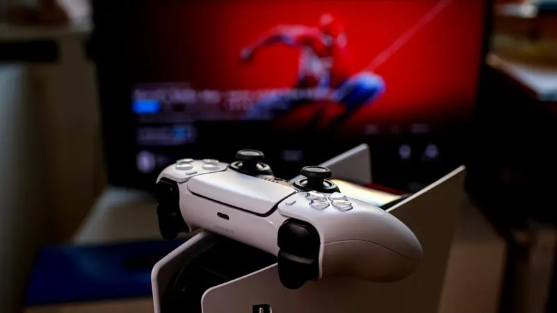 نهاية عصر الأجهزة الرخيصة: سوني تعيد تسعير أجهزة بلايستيشن 5