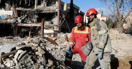 روسيا: حرب إيران تتجه نحو التوسع.. واغتيال قادة طهران لن يمر دون عواقب