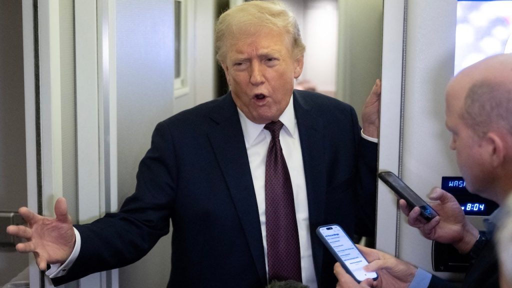 ترامب يحذر حلف الناتو من مستقبل “سيء للغاية” بشأن الدفاع عن مضيق هرمز.