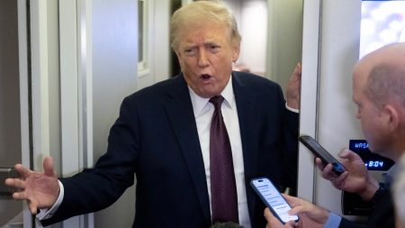 ترامب يحذر حلف الناتو من مستقبل “سيء للغاية” بشأن الدفاع عن مضيق هرمز.