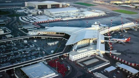 هجوم إيراني على مطار الكويت واسقاط طائرات مسيرة في السعودية