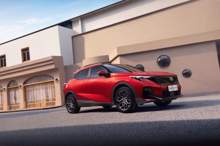 EMZOOM: سيارة SUV عالمية بتصميم مميز وأداء استثنائي
